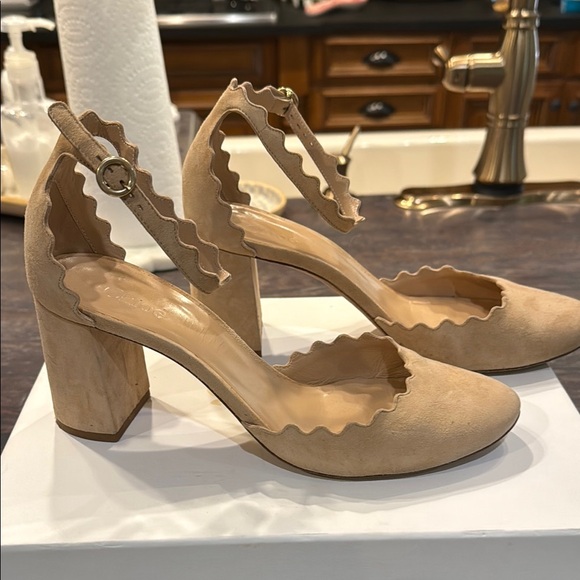 Chloe Reef Shell Heels - Picture 8 of 9